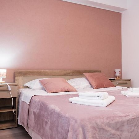 Appartement Konstanzer Stefan Cel Mare 15 à Iasi Extérieur photo