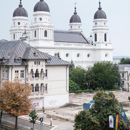 Appartement Konstanzer Stefan Cel Mare 15 à Iasi Extérieur photo