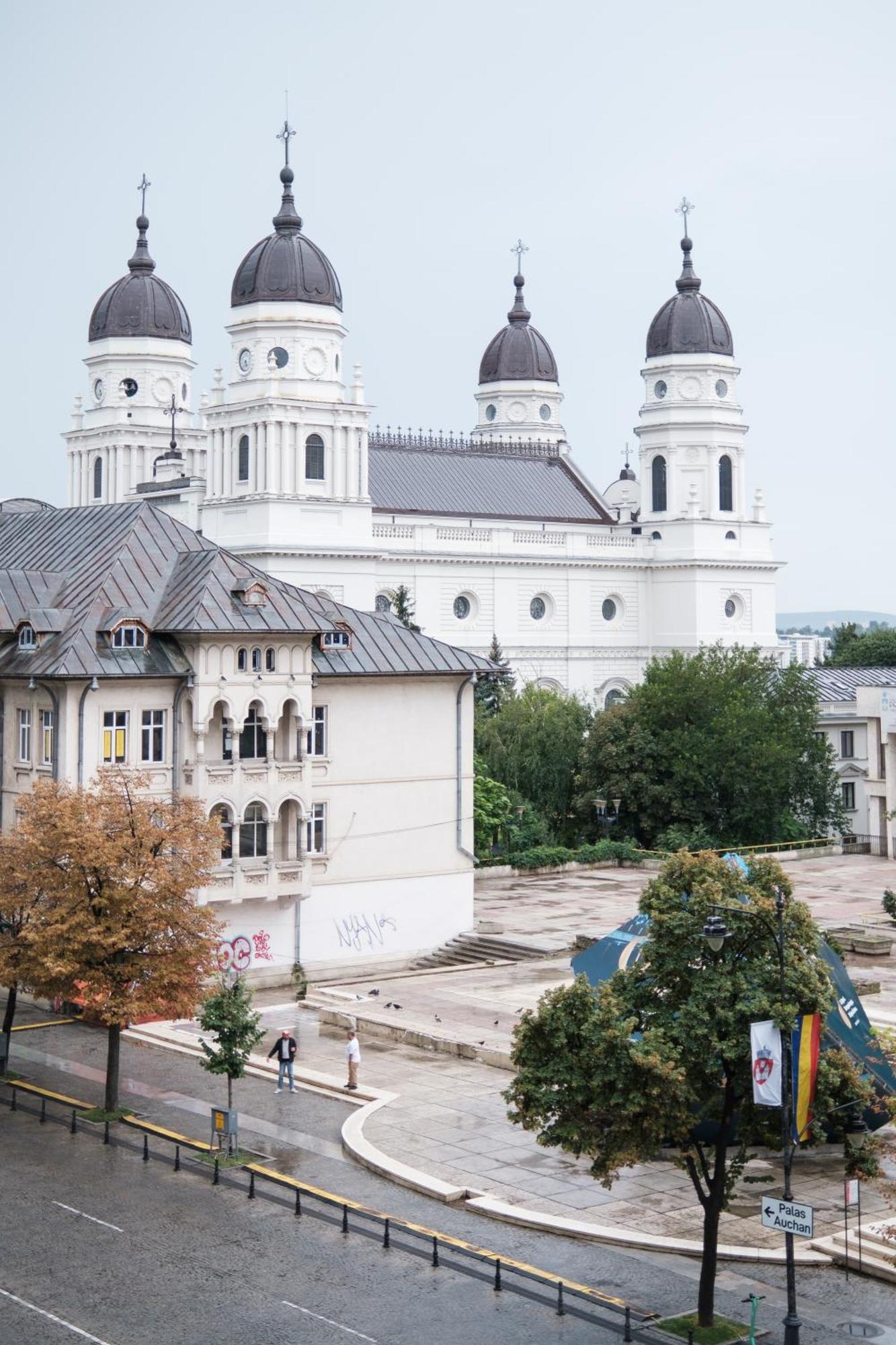 Appartement Konstanzer Stefan Cel Mare 15 à Iasi Extérieur photo