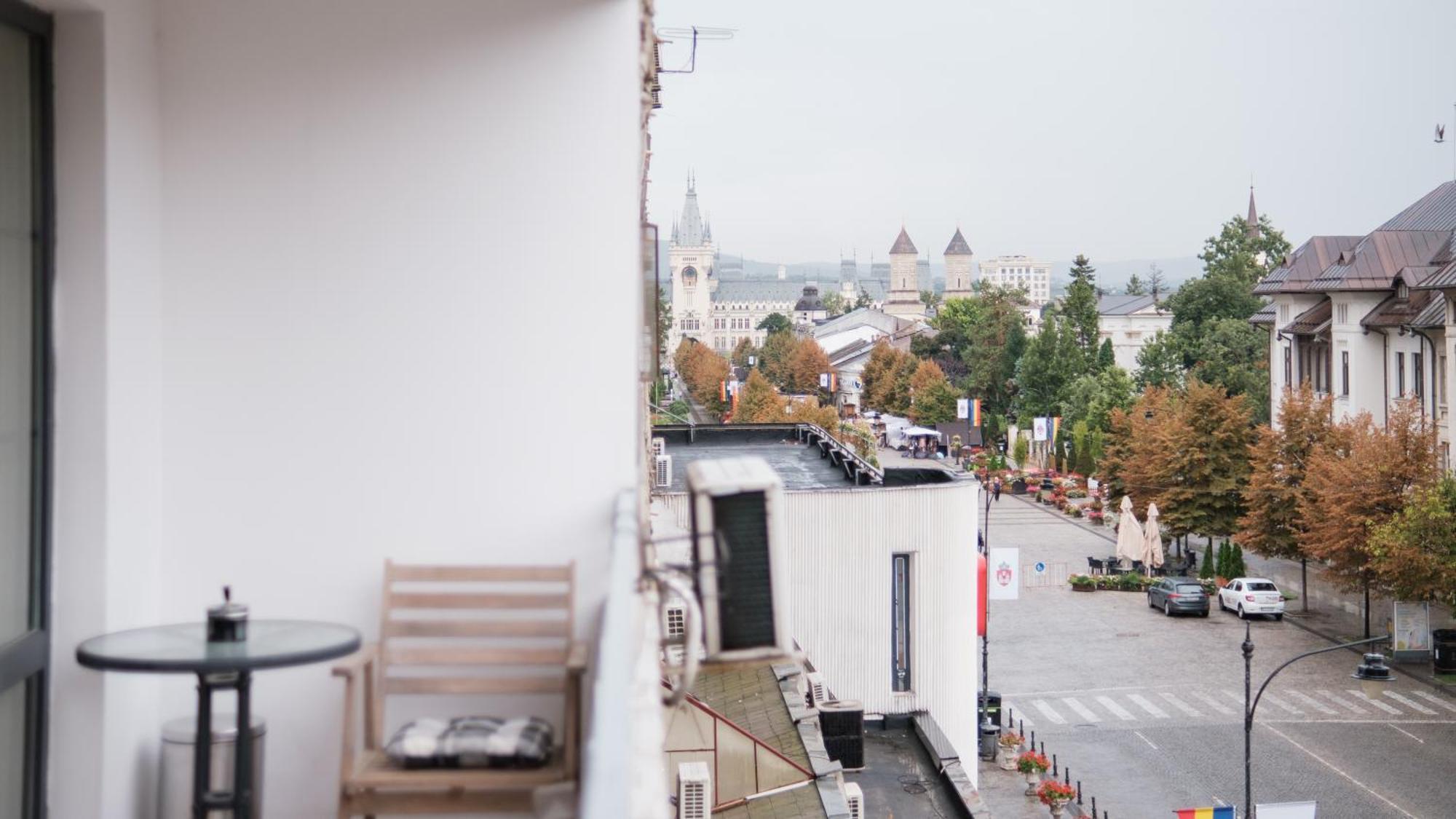 Appartement Konstanzer Stefan Cel Mare 15 à Iasi Extérieur photo